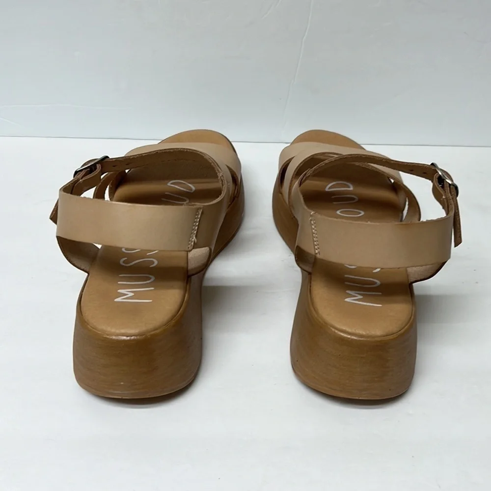 MUSSE & Cloud Men's Platform Wedge Ankle Strap Sandal. Size 11